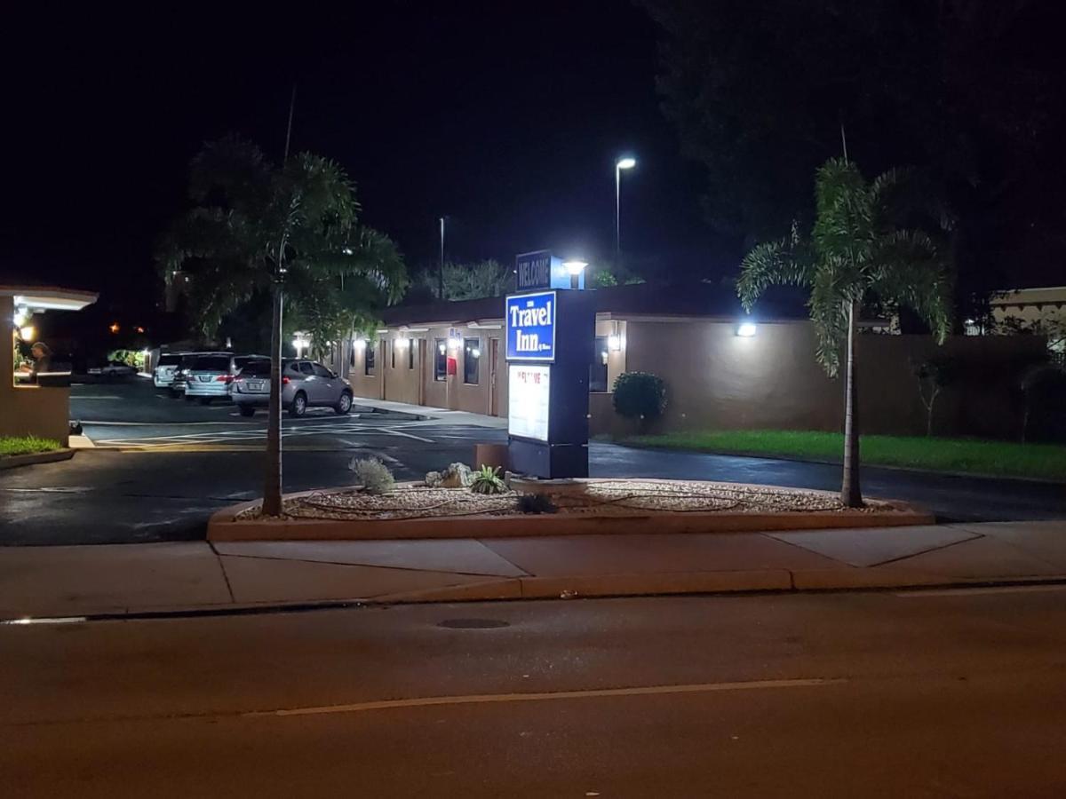 Travel Inn Of Riviera Beach Exterior foto